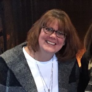 Meet your Posher, Julie